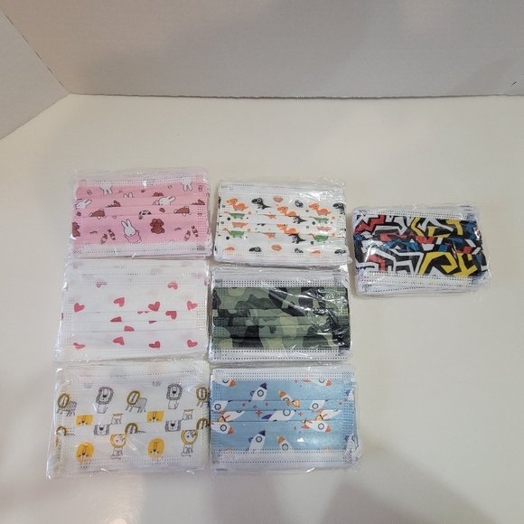 Disposable Protective Kids Mask 70CT - Picture 2 of 2